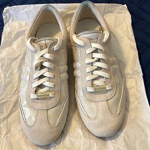 Coach sneakers, white size 9
